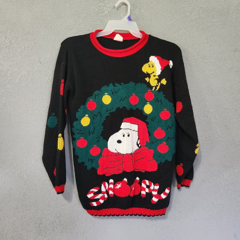 Snoopy Vintage Sweater EUC!! Women’s Medium